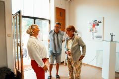 Bernhofer_raus_aus_der_schule_vernissage-3