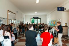 Bernhofer_raus_aus_der_schule_vernissage